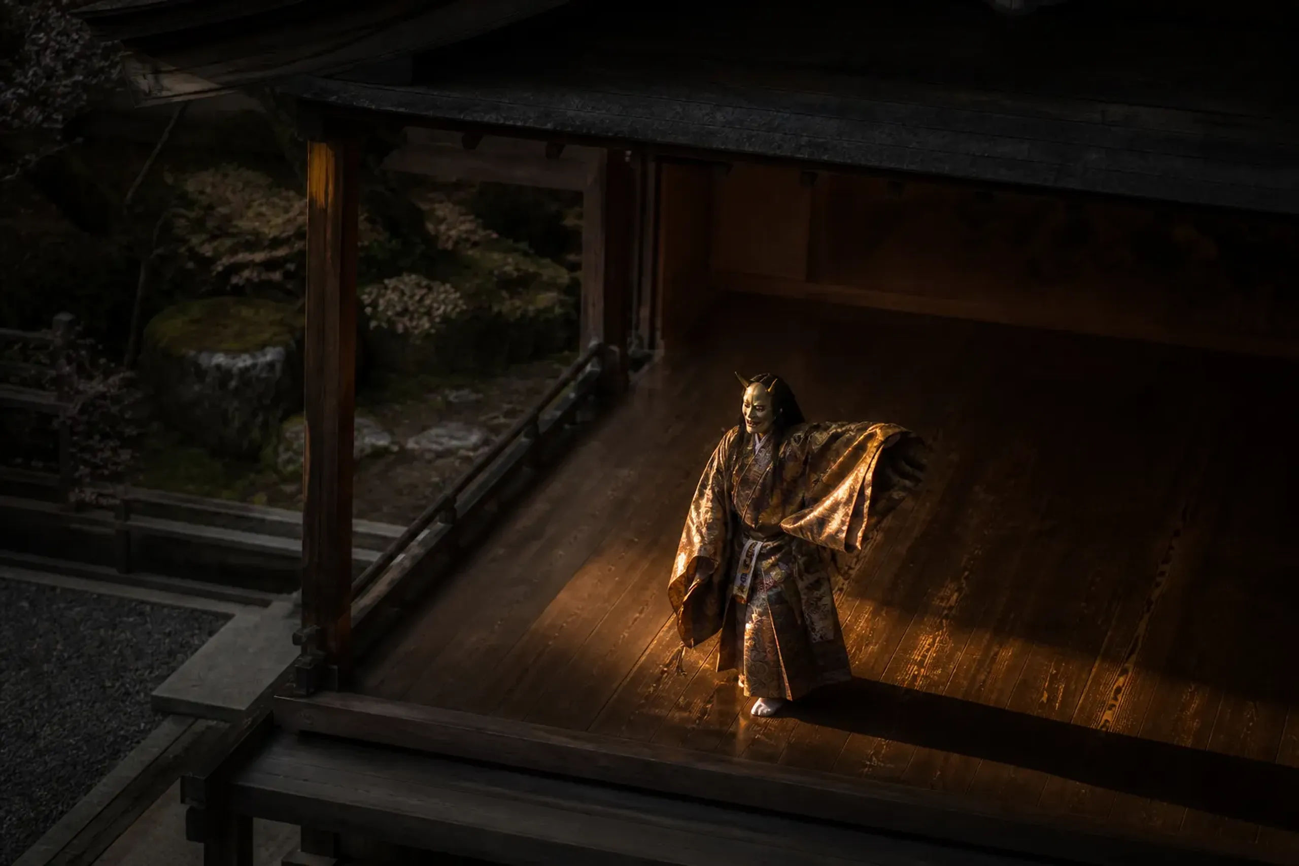 A privately commissioned Noh performance is one of those exp