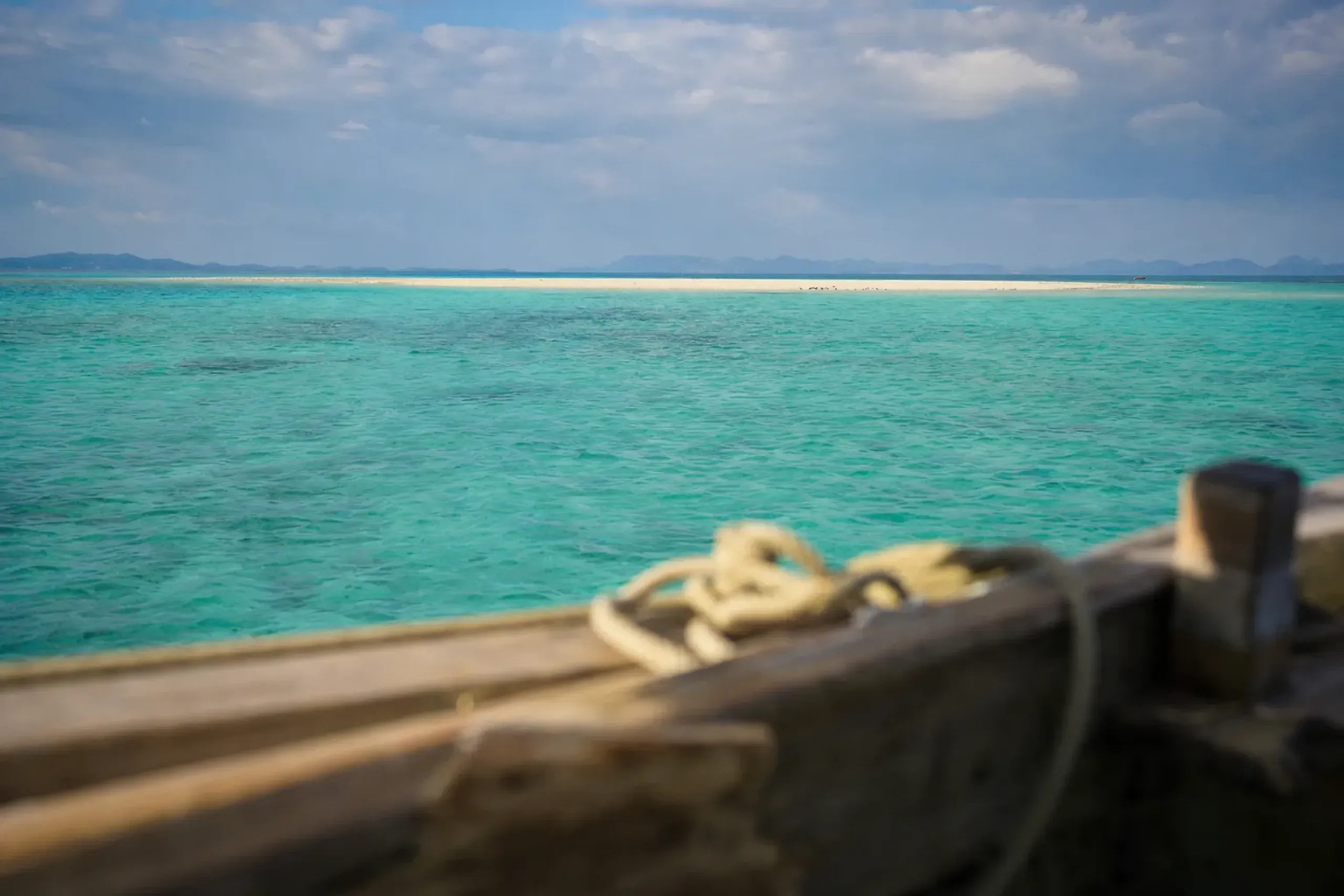 Hatenohama is accessed by a local tour boat from Kume