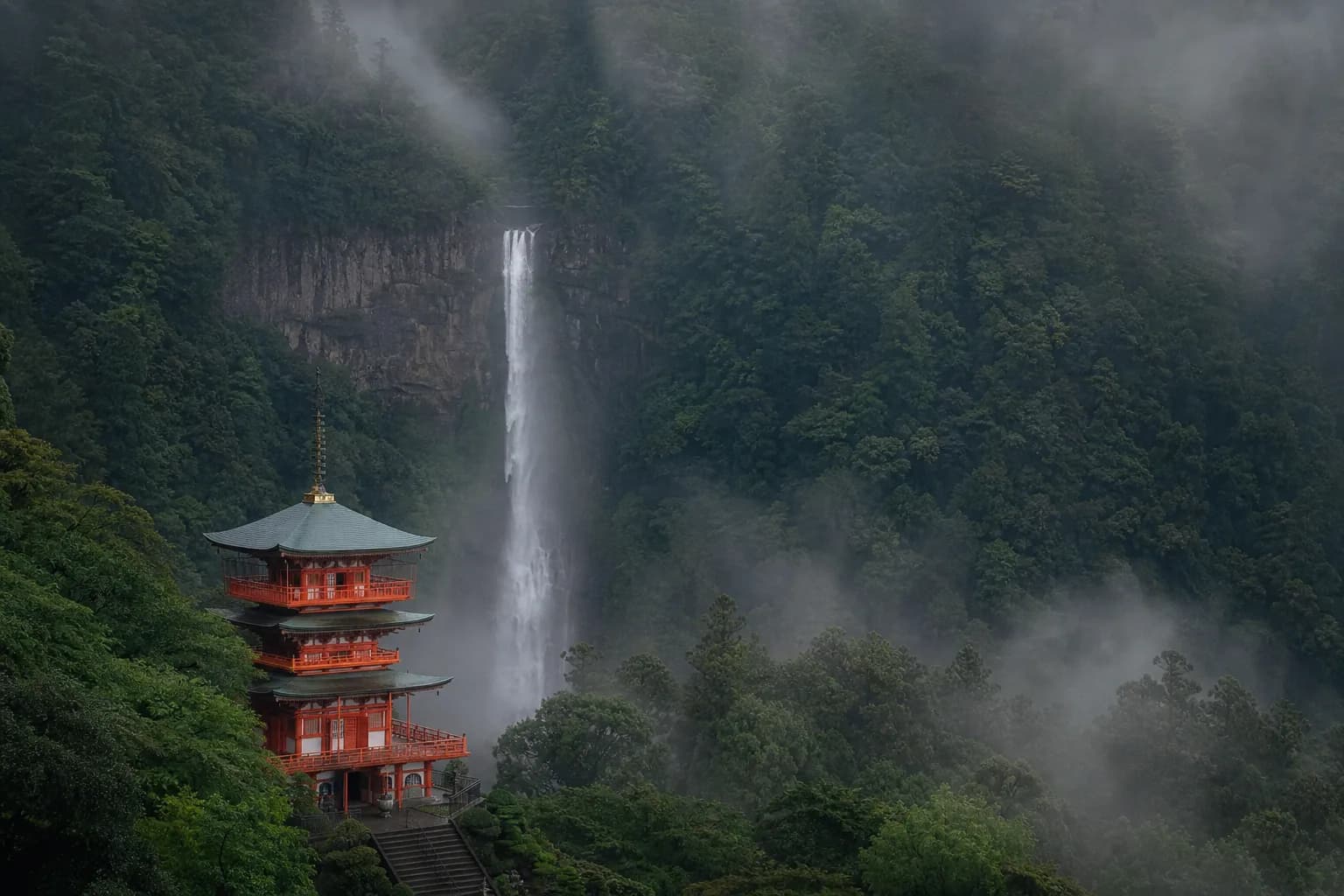 Kumano Nachi Taisha & the Kumano Sanzan (熊野那智大社・熊野三山)