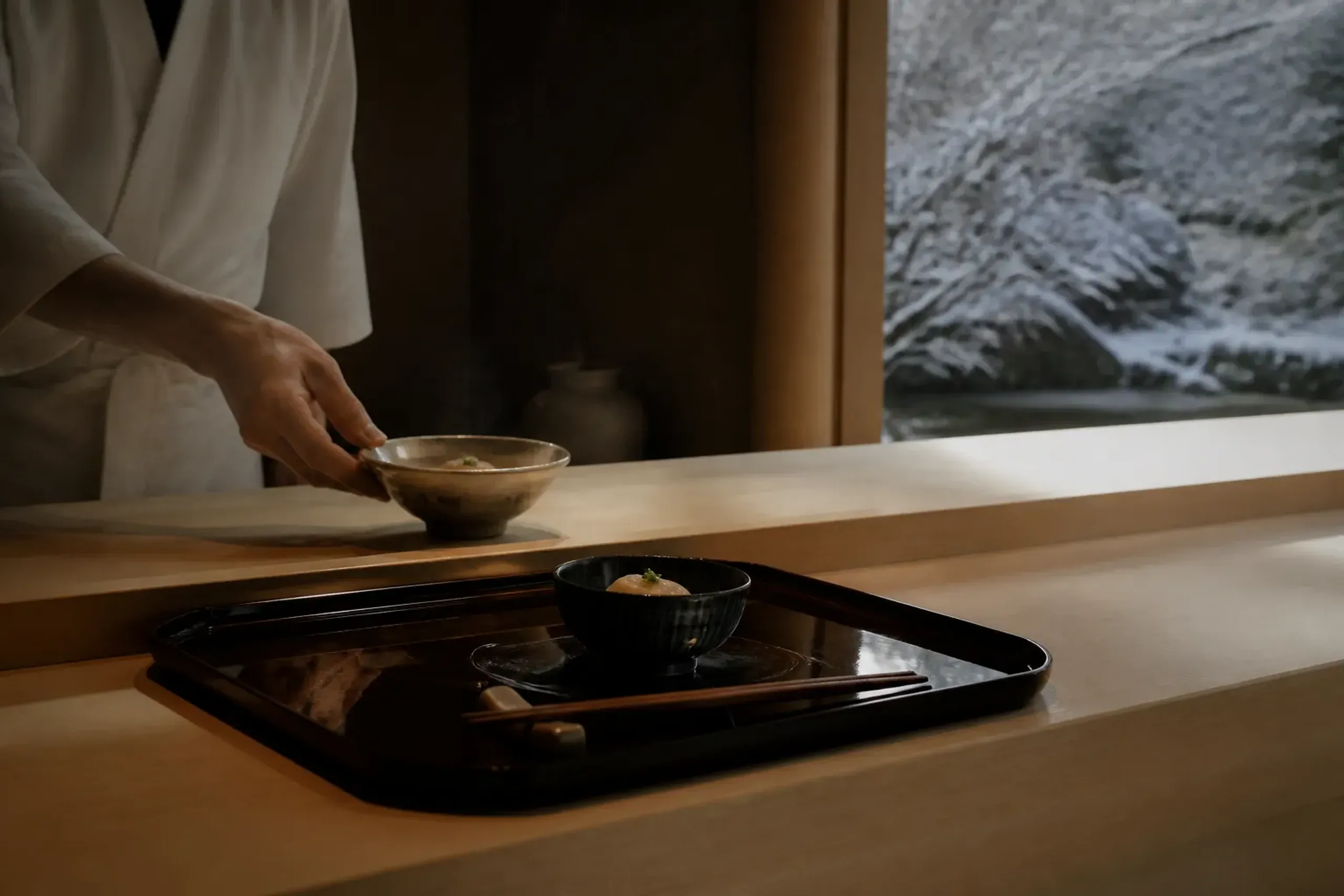 That fluency is the whole point. The most structured meal