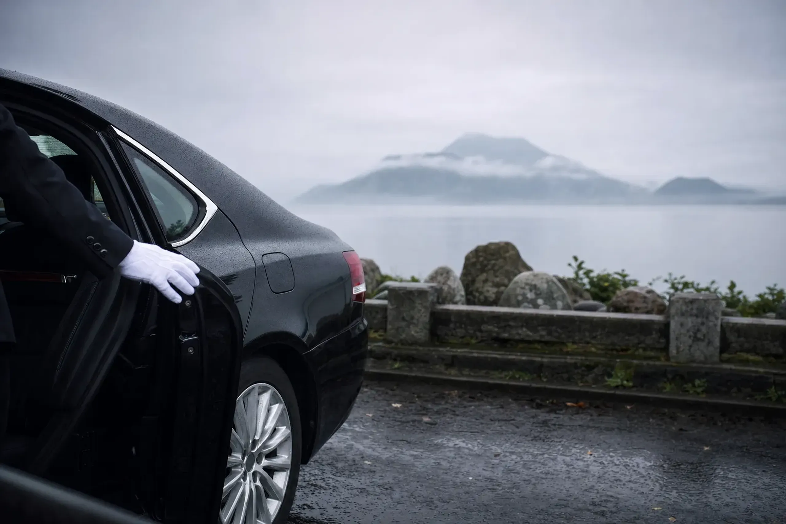 For many HNW travelers, a private car day is the