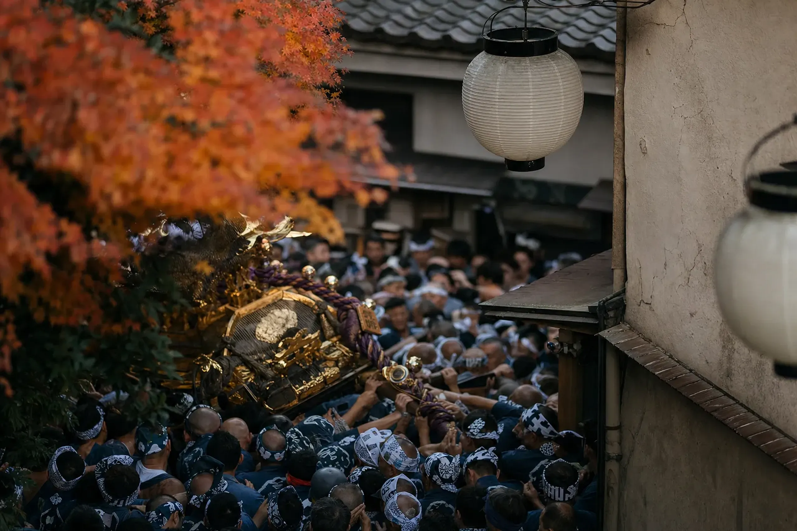 Then we shape the day’s logistics around crowd physics. That