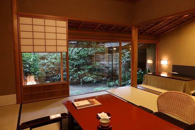 Twelve Generations: Tawaraya Ryokan in Kyoto After Satō Toshi