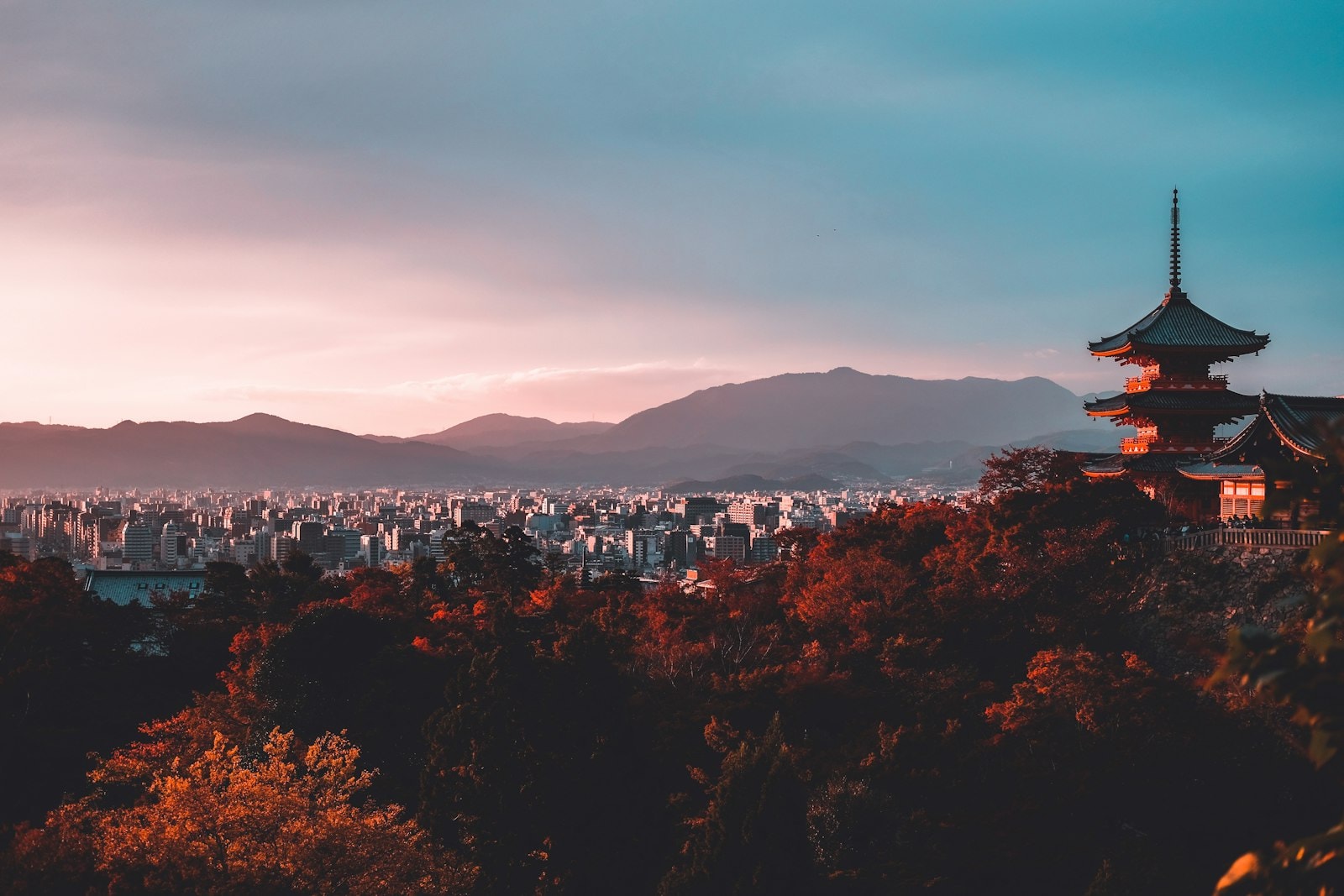 George Nakashima's Japanese Workshop — The World at Takamatsu